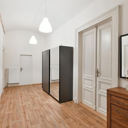Wsp Petrin Garden Apartments Prága Kültér fotó