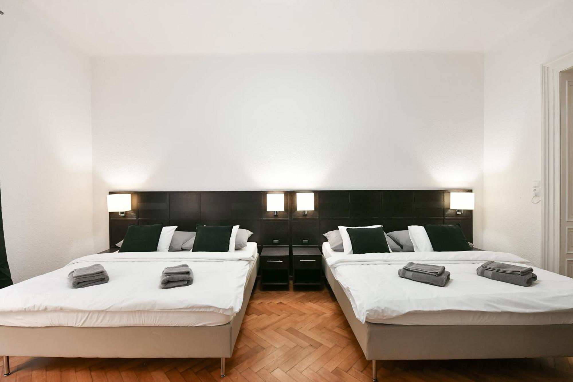 Wsp Petrin Garden Apartments Prága Kültér fotó