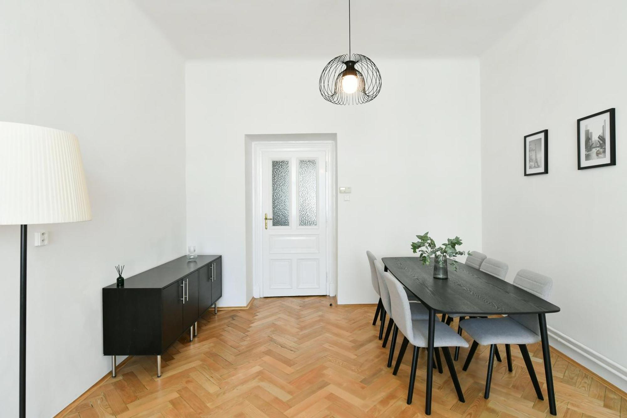 Wsp Petrin Garden Apartments Prága Kültér fotó
